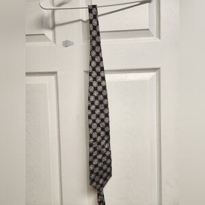 Vintage Efenzo Felini 100% handmade silk tie